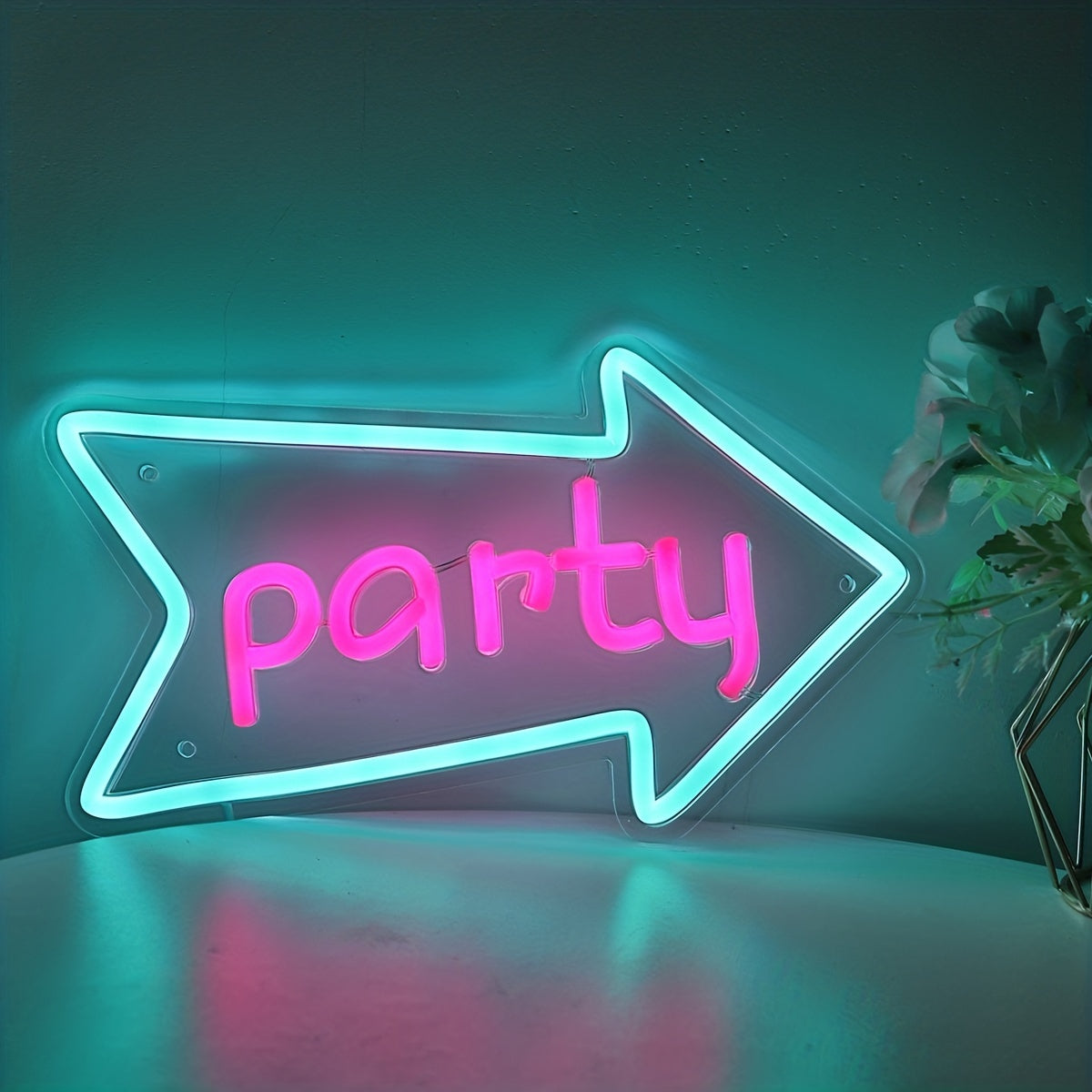 Neon Decorativo “Party Arrow” — LED Night Glow