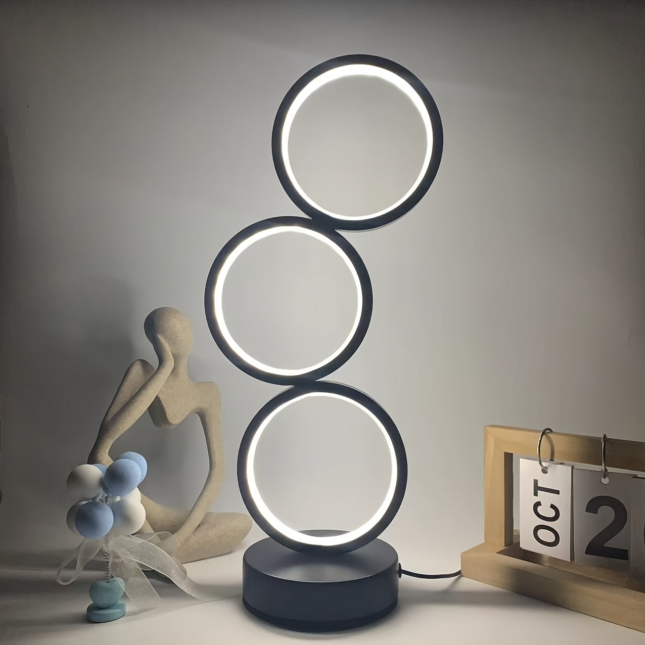 Triple Halo LED Table Lamp — Iluminação Night Glow