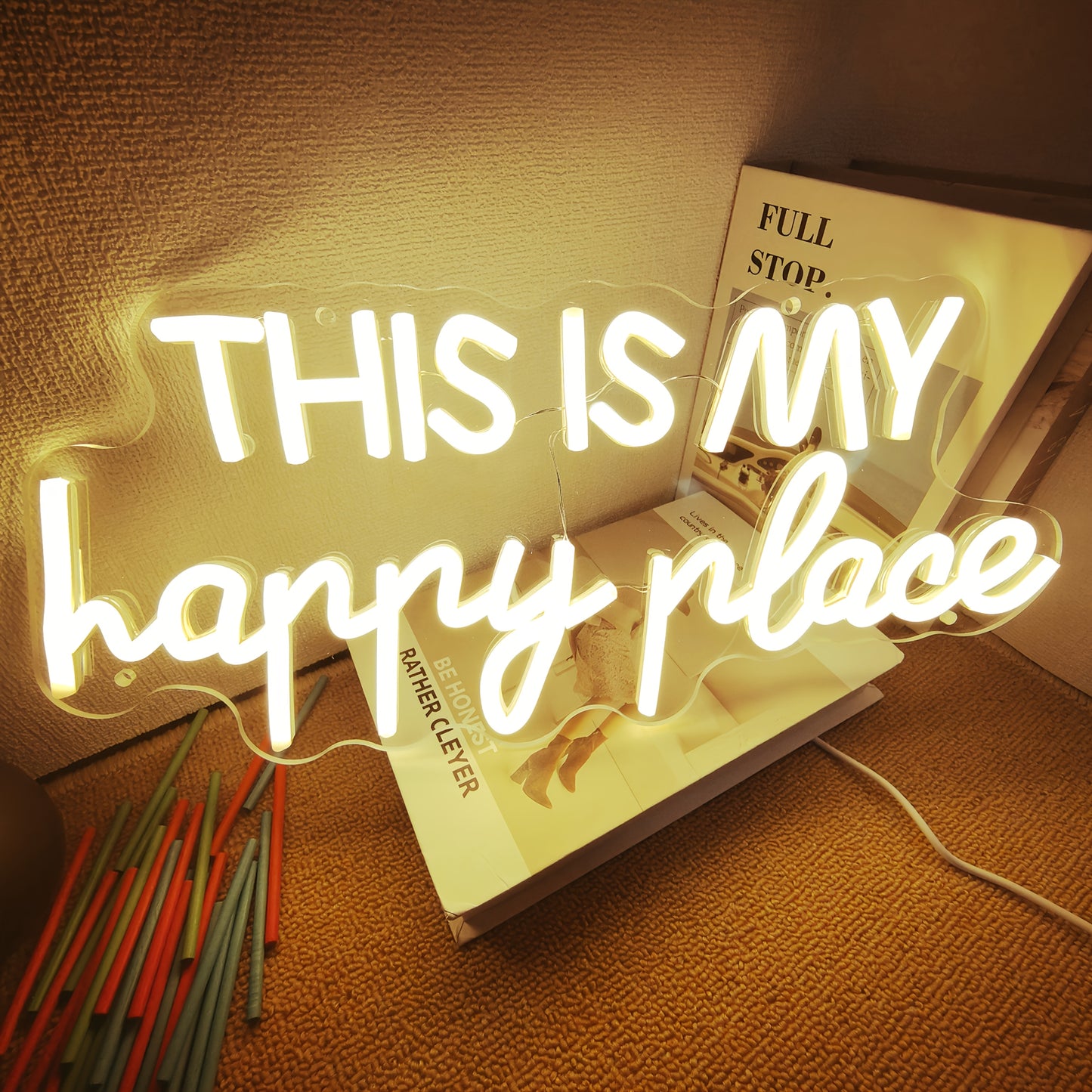 Neon Decorativo “This Is My Happy Place” — LED Night Glow