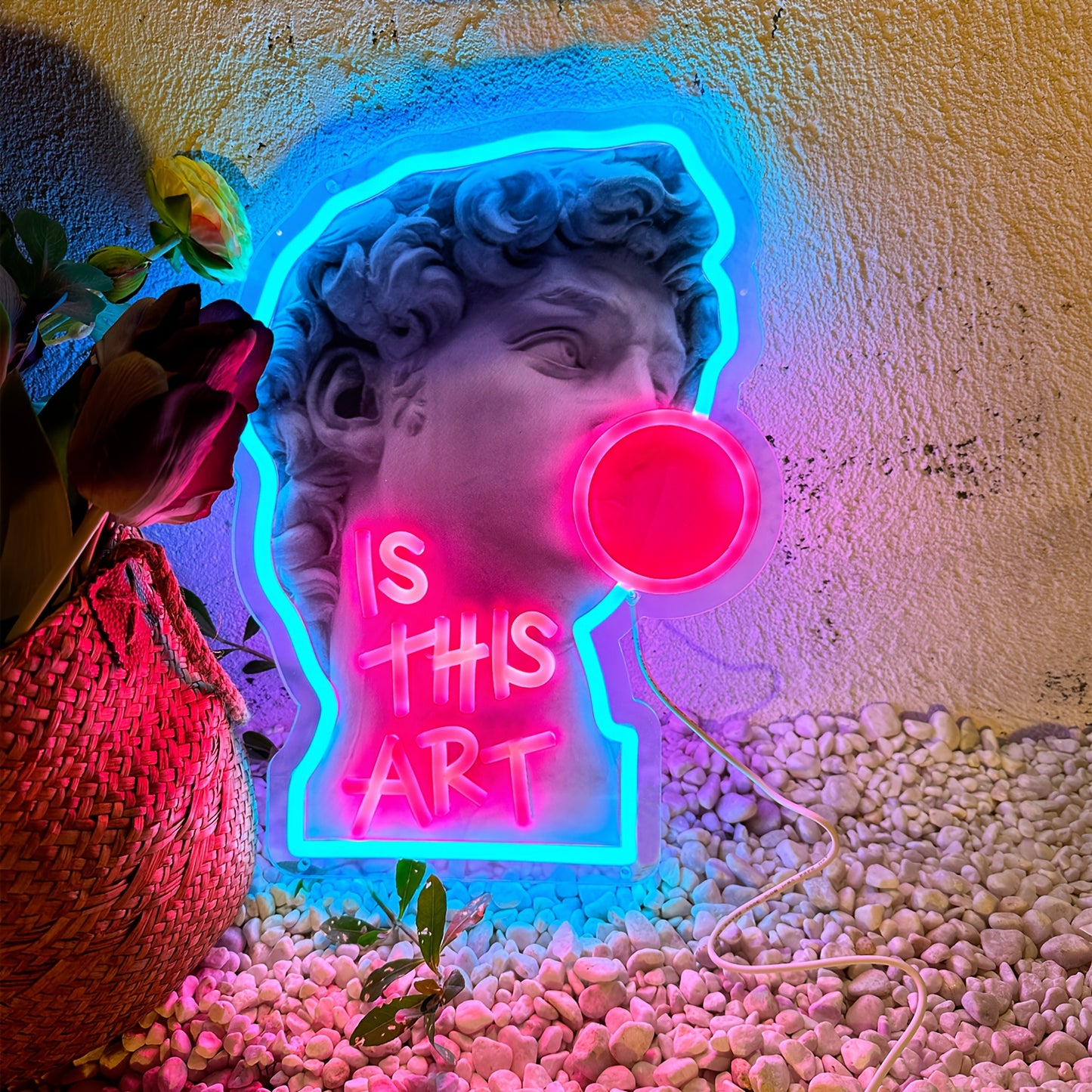 Neon Decorativo “Is This Art” — LED Night Glow