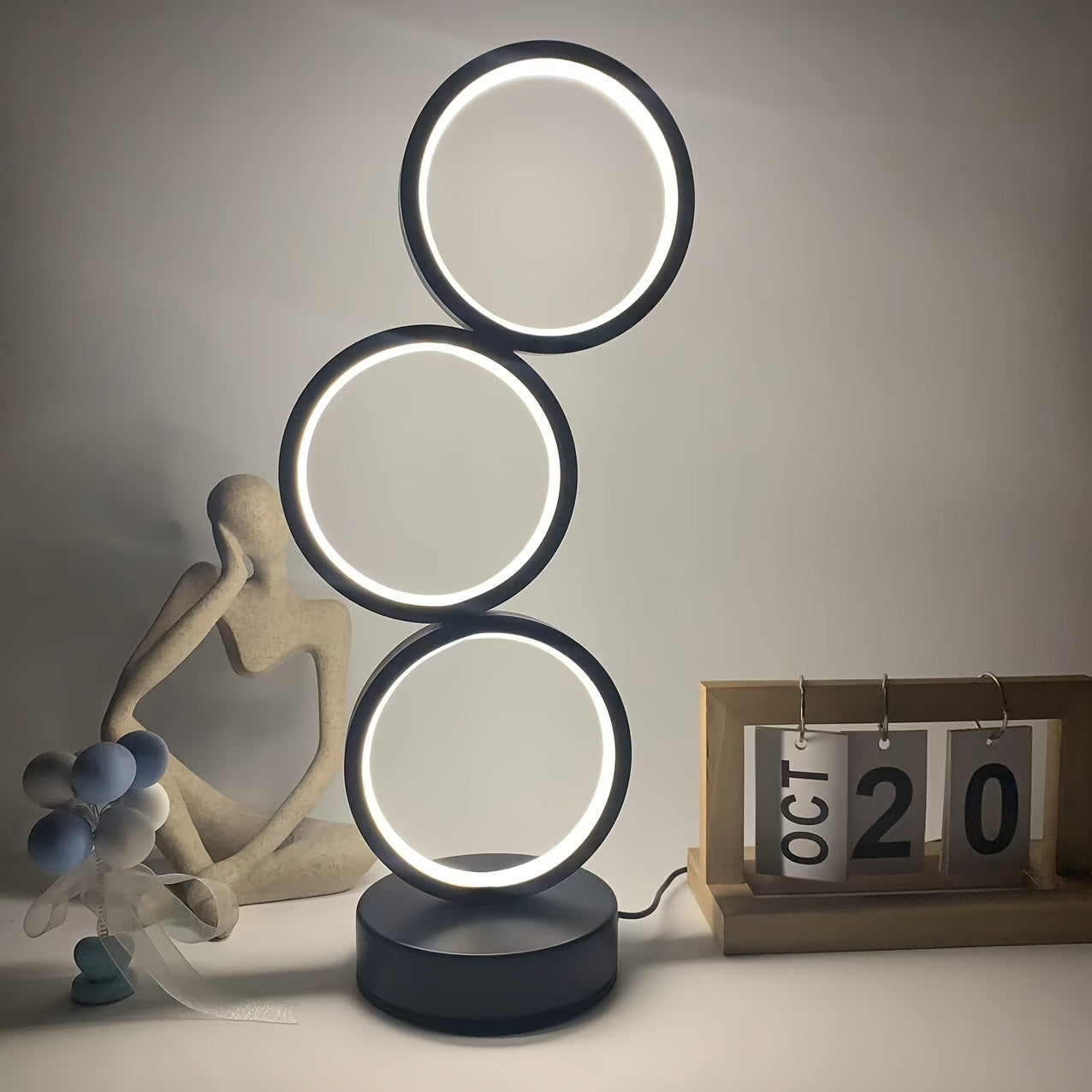Triple Halo LED Table Lamp — Iluminação Night Glow